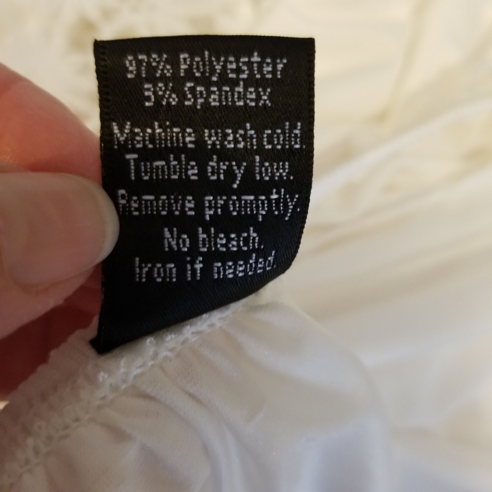 Win Win Ruffle Sleeve Tunic Top - Picture 7 of 9